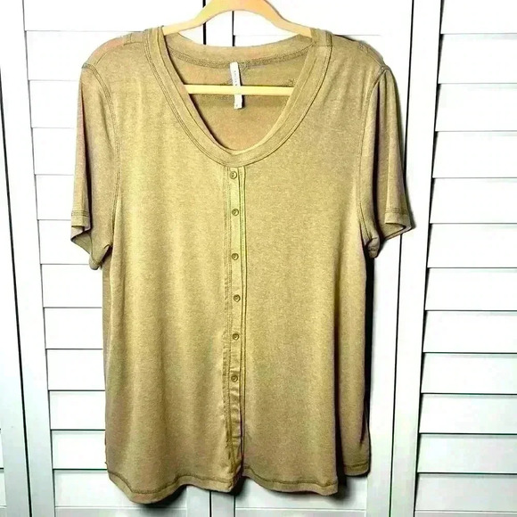 MUR MUR Short Sleeve Pullover Split Back Top Size Large Khaki - Picture 1 of 10
